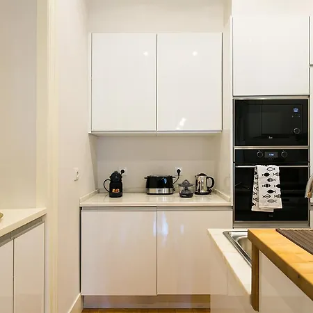 Cozy 3Bdr Apartment In Estrela By Lovelystay *