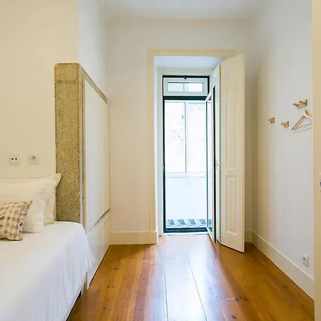 Lovelystay - Cozy 3bdr In Estrela * Lisboa