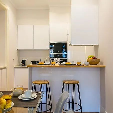 Cozy 3Bdr Apartment In Estrela By Lovelystay