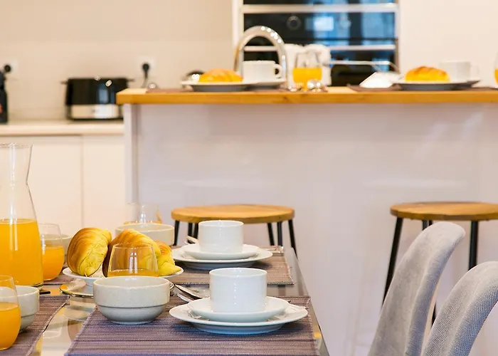 Lovelystay - Cozy 3bdr In Estrela Apartamento Lisboa