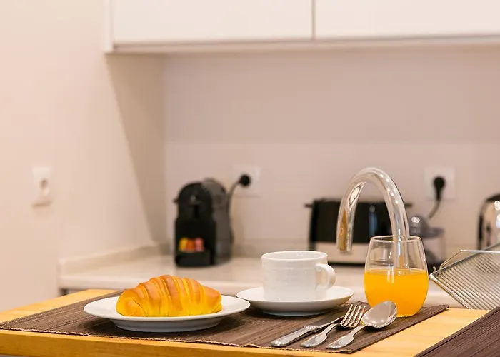 Lovelystay - Cozy 3bdr In Estrela *